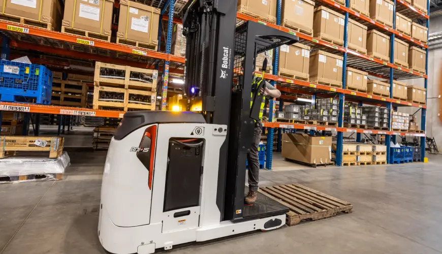 Forklift rental services