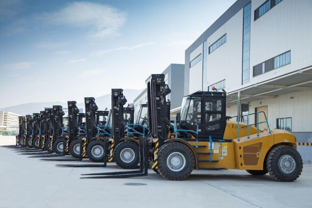 Renting a Forklift in Dubai